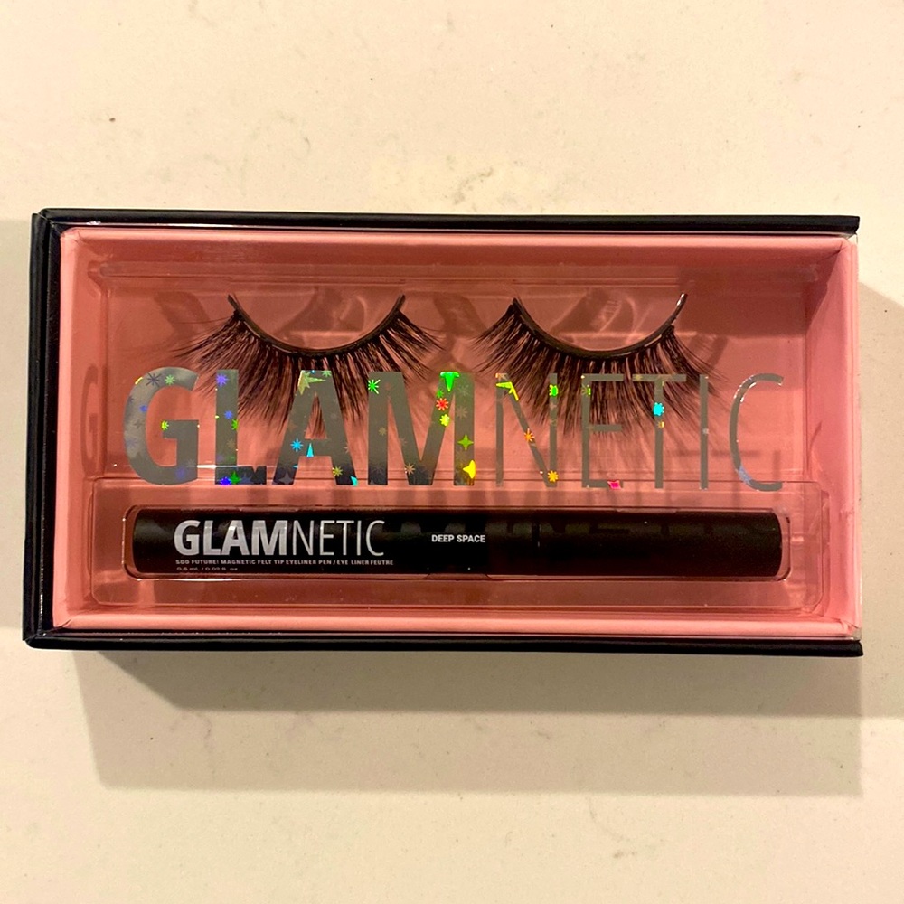 New! Glamnetic Lashes